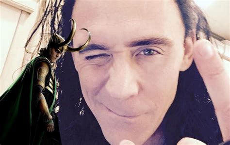 Tom Hiddleston Shares First Look At Loki From The Thor Ragnarok Set