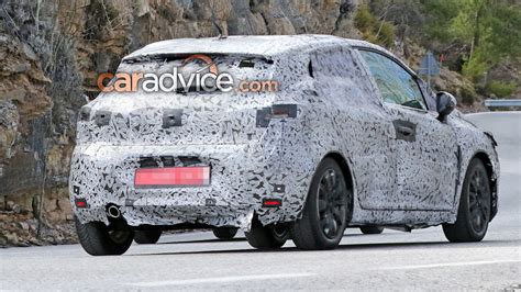 Renault Clio Spied Drive