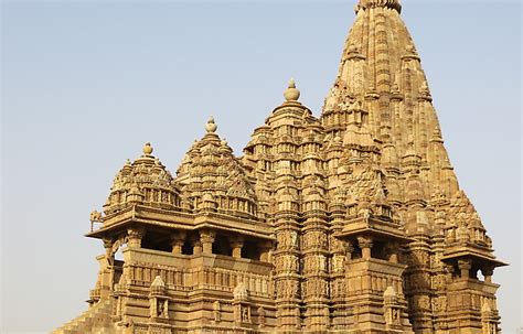 Golden Triangle Tour with Varanasi & Khajuraho