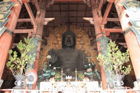 El Gran Buda Del Ji De Todai En Nara Foto De Archivo Imagen De