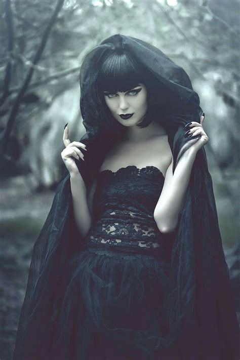 20 Best Gothic Photoshoot Ideas Images On Pinterest Photography Ideas Photoshoot Ideas And