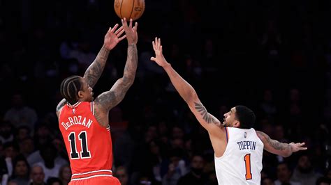 Knicks Hold Off Derozan Bulls For 4th Straight Win