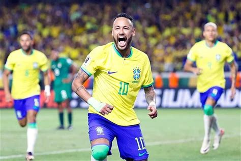 Neymar Se Convirti En El M Ximo Goleador De La Amarela Y Supera A Pel