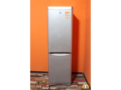Indesit B20DFNF.025 Холодильники б/у купить в Москве, магазин б/у ...