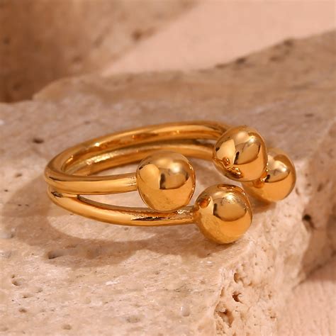 New Design Pvd Gold Plated Flower Ring Minimalist Stacking Ring