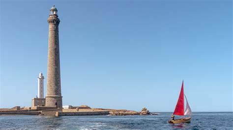 Les phares de l ïle Vierge Plouguerneau Finistère Flickr