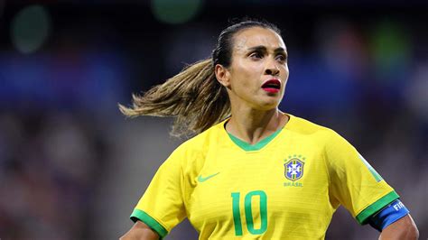 Marta biografia títulos times e curiosidades da jogadora