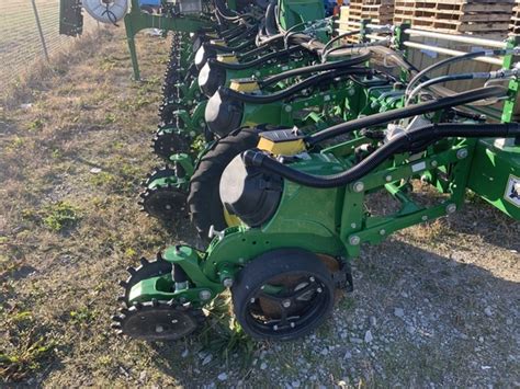 2023 John Deere 1725 CCS Planter 195 000 Machinery Pete