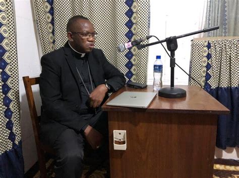 Bishop Describes Fleeing Masses In Northern Mozambique Aid To The Church In Need Ireland Acn