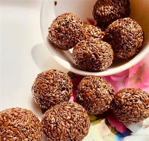 Desi Ghee Ladoo Flax Seeds Jaggery Laddu Packaging Type Packet