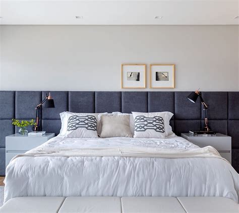 Quarto Azul Marinho E Cinza - Quarto de casal com cores neutras, cabeceira azul marinho e armário ...