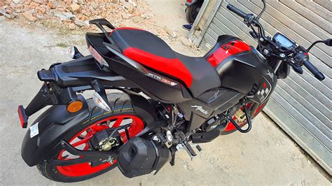 Tvs Apache Rtr V Special Edition Review On Road Price I