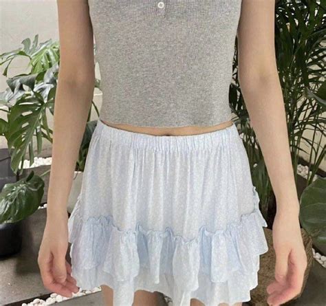 Brandy Melville Mini Izzy Light Blue Tiered Ruffle Floral Skirt Women