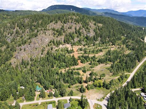 Shuswap Lake View Acreage With Manufactured Home Park Zoning Scotch