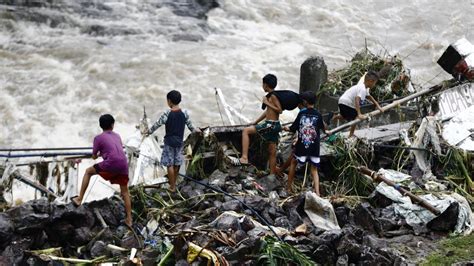 Aumentan A 15 Los Muertos Y A 21 Los Desaparecidos Por El Tifón Yagi En