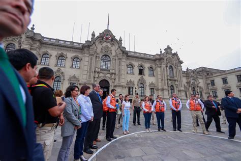 Presidenta Dina Boluarte Participa En Simulacro Nacional Multipeligro