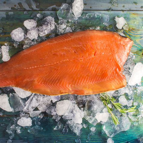 Форель,слабосоленая, пласт — АльянсПромСнаб — рыба, морепродукты, икра ...