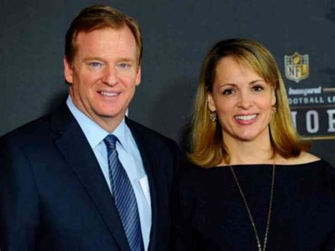 Where does Roger Goodell live? All houses owned by Roger Goodell