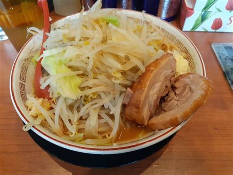 『小ラーメン、味噌山』豚山 町田店のレビュー ラーメンデータベース