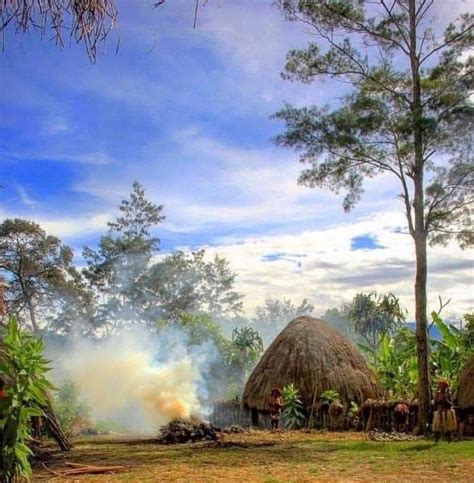 Tetesan Air Mata Ibunda Maluku Papua Tanah Hawila Taman Eden Dalam