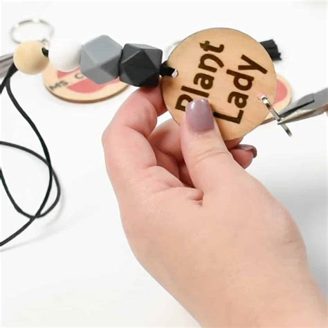 How To Make Your Own Lanyard With Cricut Craftara Creates