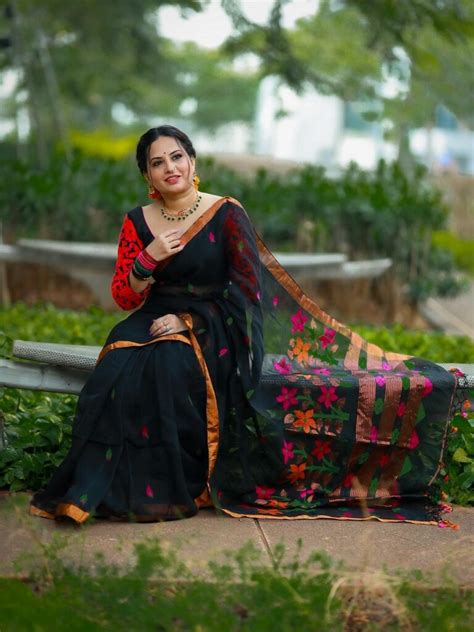 Captivating Black Linen Jamdani Saree Makar Sankranti Special Loomfolks