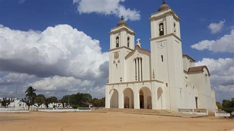 Greatif Only There Was Something Else In Nampula Catedral De Nossa