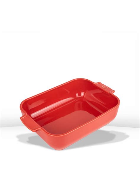 Plat Four Appolia Rouge Cm Peugeot L Art De La Table Une Passion