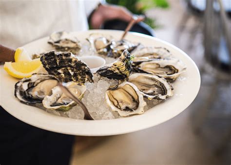 Oyster Bars In Singapore For The Freshest Seafood Honeycombers