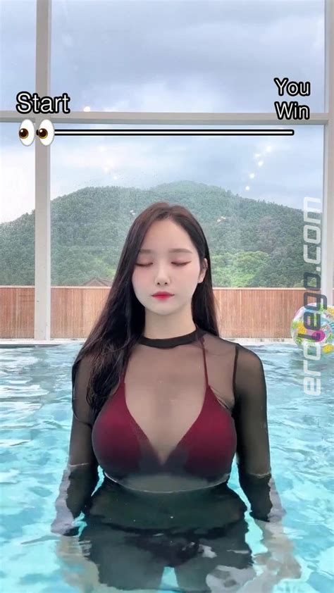 Hot Yu Baek Hap Shows Cleavage In Bikini At The Swimming Pool Erolego