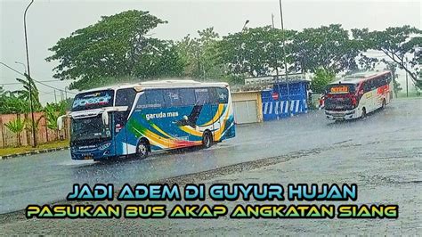 Mendadak Hujan Hunting Bus Angkatan Siang Youtube