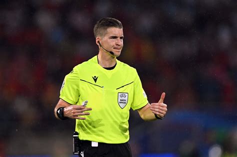 Fran Ois Letexier D Sign Meilleur Arbitre Du Monde France