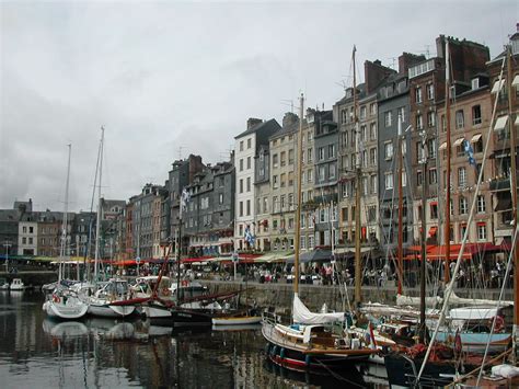 Normandie, le port de Honfleur | Photos voyages, Honfleur, Voyage