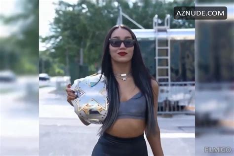 ROXANNE PEREZ Nude AZNude