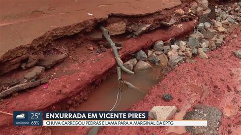 Chuva Forte Causa Estragos Em Vicente Pires Df G