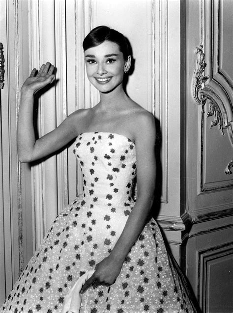 Audrey Hepburn Su Vida Sus Películas Más Famosas Y Su Legado En La