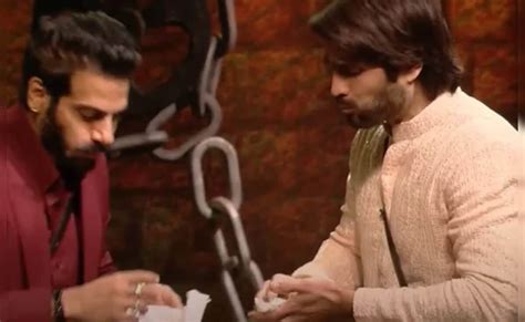 Bigg Boss Vivian Dsena Nominates Karan Veer Mehra Main Tera Dost