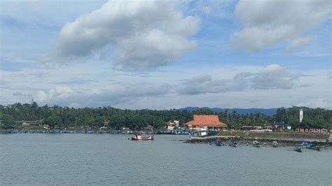 Suasana Terkini Di Pantai Pangandaran Setelah Gempa Bumi Sm Laut