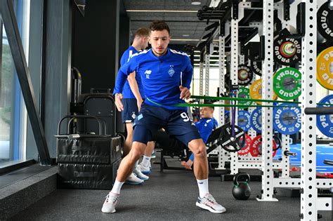 Динамо Киев New Balance Adidas Адидас