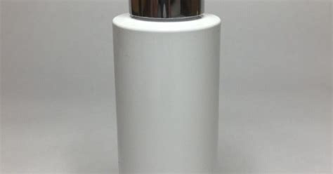 Ml White Cylinder Bottle With Chrome Lotion Pump