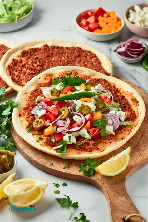 Türkische Pizza Lahmacun einfaches Rezept Leckere Ideen