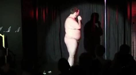 Fat Monologist Gests Naked On Stage ThisVid