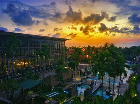 Hard Rock Hotel Bali - Coconuts Directory