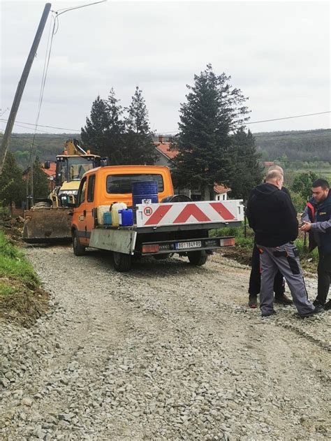 Po Eli Radovi Na Odvojku Luki Eve Ulice U Srem Ici