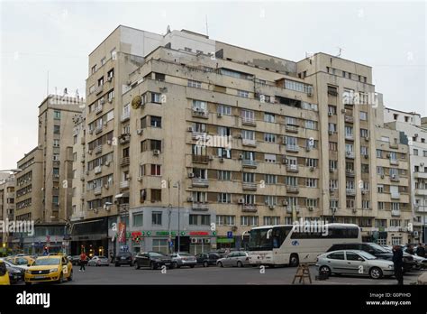 Edificio De Apartamentos De La Era Comunista Fotograf As E Im Genes De