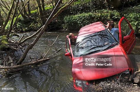 Car Crash Tree Photos And Premium High Res Pictures Getty Images