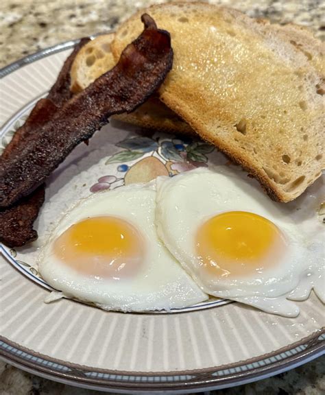 Comfort Eggsandbacon With Sourdough Toast 9gag