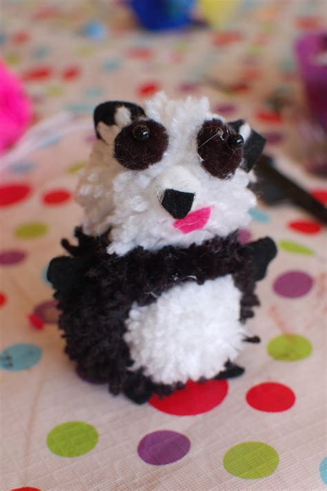 Sunnyside Art House: Pom Pom Animals / Pets