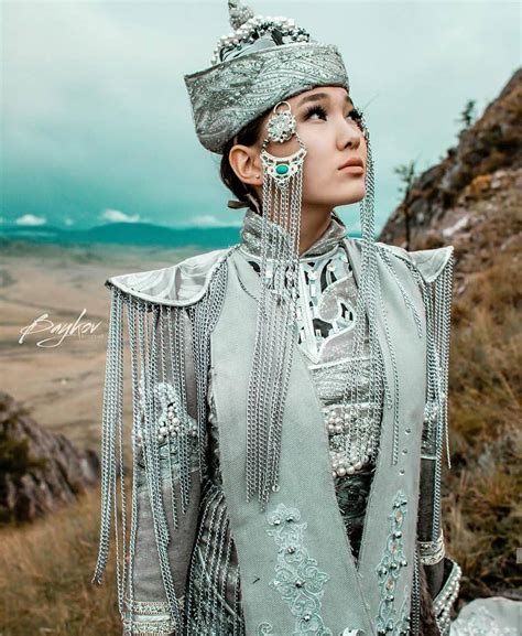 Pin di ϜϓſϞ 𝓣𝓾𝓻𝓴 𝓗𝓪𝓵𝓴𝓵𝓪𝓻𝓲 su Republic of Tuva | Modelle