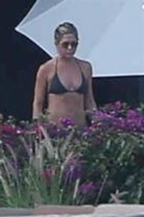 Jennifer Aniston In Bikini At A Pool In Cabo San Lucas